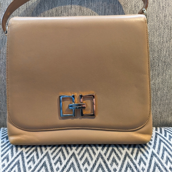 Salvatore Ferragamo Handbag / Body Bag - Picture 1 of 16